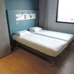 Ibis Budget Centre Gare מלון אמיינס