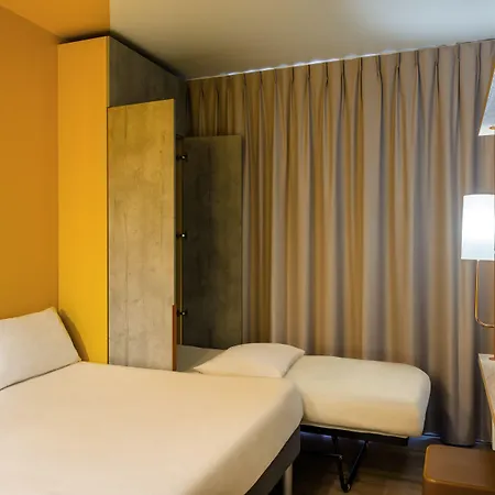 Ibis Budget Centre Gare Hotel 2*
