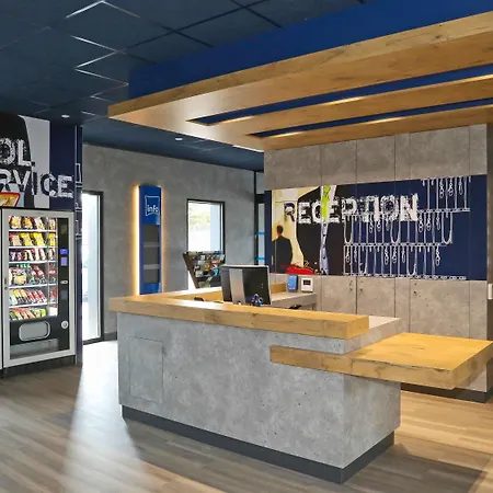 Ibis Budget Centre Gare מלון אמיינס