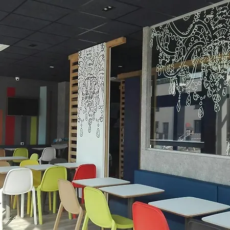 Ibis Budget Centre Gare 2* أميا