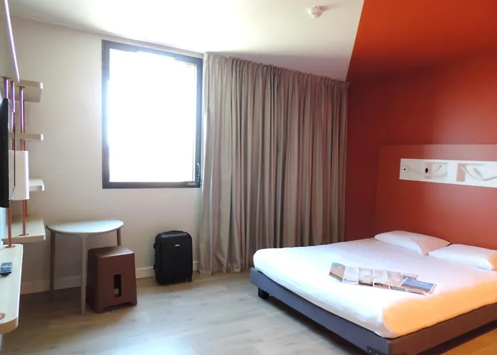 Ibis Budget Centre Gare 酒店 阿棉